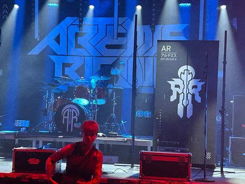 Artemis Rising - Bassdrum Pro, Backdrop Pro und Stage Rollup