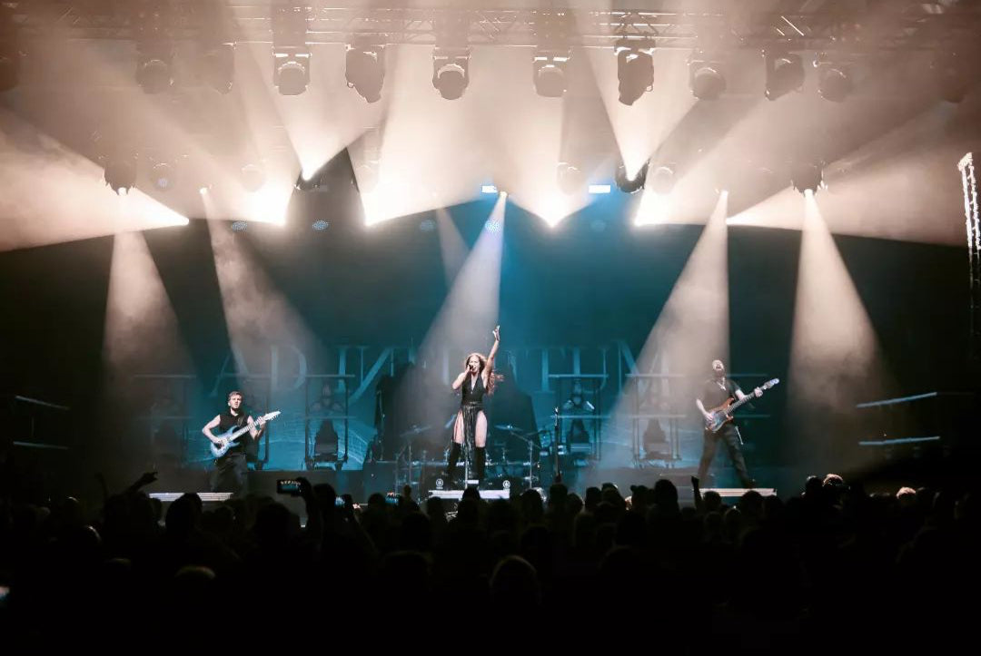 Band: Ad Infinitum